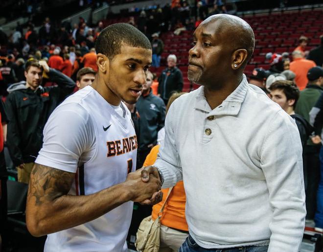 悬念不断 悬念不断