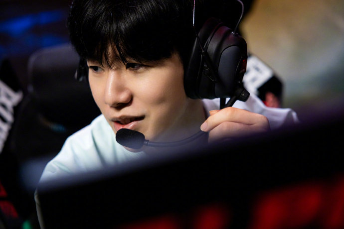 场5万多人 场5万多人